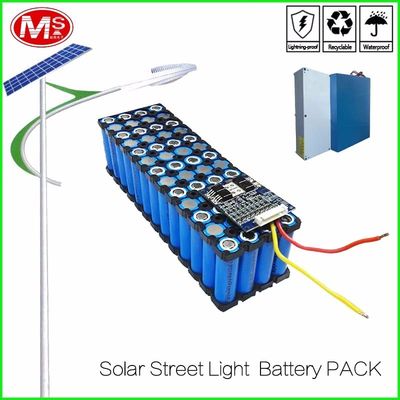中国 LifePO4円柱リチウム イオン電池のパック/12V 15Ahの太陽街灯電池 代理店